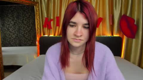 Polly online show from 02.12.25