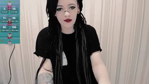 Polly online show from 10.23.25