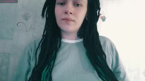 Polly online show from 12.23.25