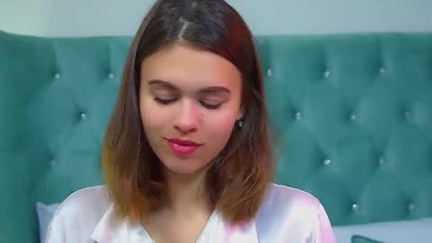 Polly online show from 10.01.25