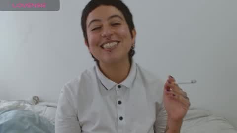 Poly online show from 03.04.25