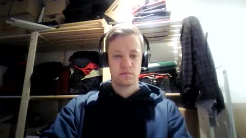 Snapshot of pommesmiteiscreme chatting on 03.22.26 pommesmiteiscreme online show from 03.22.26