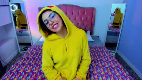 Mia online show from 05.08.26