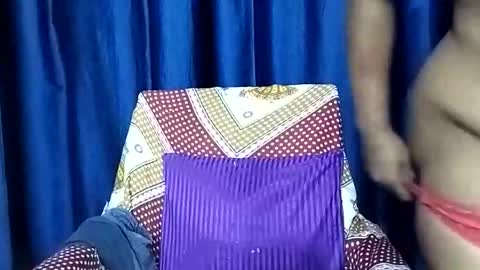 Snapshot of poojalady chatting on 10.16.25 poojalady online show from 10.16.25