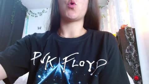 porcelainlux online show from 12.30.24