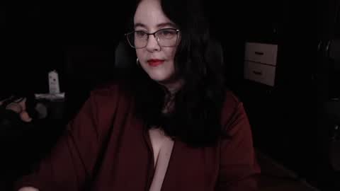 PoshMistres    online show from 12.03.25