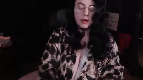 PoshMistres    online show from 04.08.26