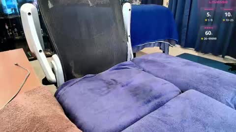 PoundingPud420 online show from 02.25.25