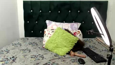 Poundwet1 online show from 02.26.26