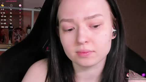 Robyn online show from 04.05.26