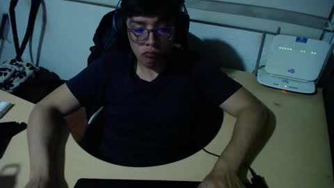 powerfulzeus2 online show from 09.26.25