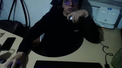 powerfulzeus2 online show from 11.02.25