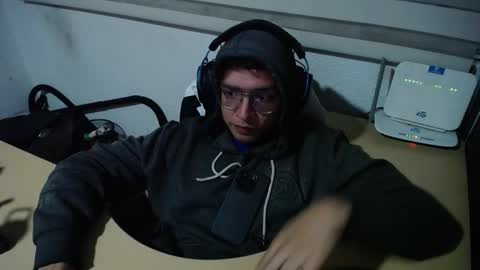 powerfulzeus2 online show from 11.15.25