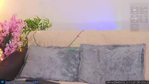 Lola online show from 02.27.25