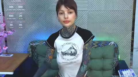 Lola online show from 01.08.26