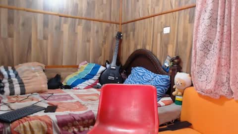 Snapshot of powertwinky chatting on 02.01.25 chris independent online show from 02.01.25