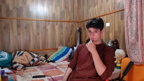 Snapshot of powertwinky chatting on 02.02.25 chris independent online show from 02.02.25