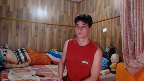 Snapshot of powertwinky chatting on 02.05.25 chris independent online show from 02.05.25