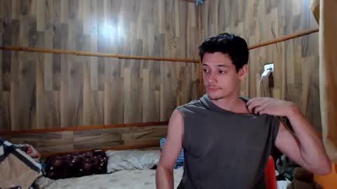 Snapshot of powertwinky chatting on 12.19.25 chris independent online show from 12.19.25