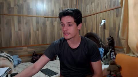 Snapshot of powertwinky chatting on 01.05.26 chris independent online show from 01.05.26