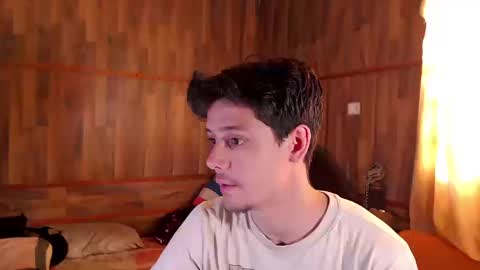 Snapshot of powertwinky chatting on 03.12.26 chris independent online show from 03.12.26