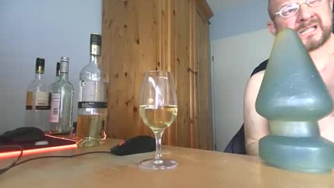 Snapshot of pp_anal_whore chatting on 05.14.26 Tom PP online show from 05.14.26