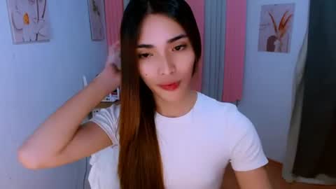 Snapshot of preciosa_banks69 chatting on 06.19.26 preciosa_banks69 online show from 06.19.26