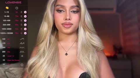 Snapshot of precious_amber69 chatting on 10.04.25 Oh my Amber online show from 10.04.25