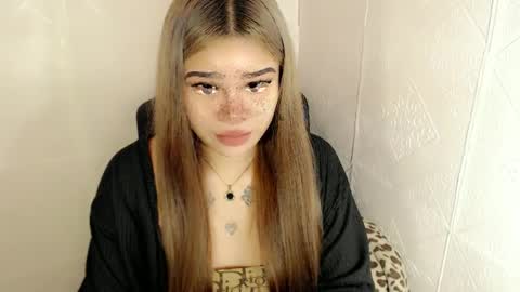 MAXXINE online show from 03.01.25