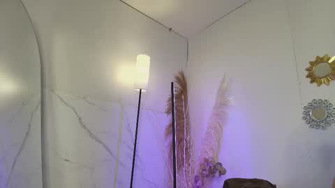 Snapshot of preciuss22 chatting on 11.26.25 Andres online show from 11.26.25