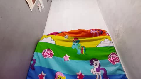 Dinah online show from 02.13.25