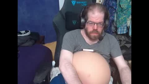 Snapshot of pregnantpup chatting on 07.18.26 pregnantpup online show from 07.18.26