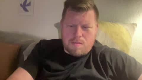 Snapshot of premiumg chatting on 03.06.25 premiumg online show from 03.06.25