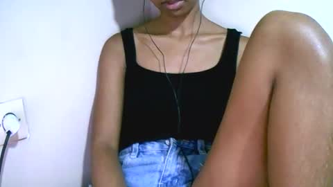 prettiethalia online show from 01.31.26