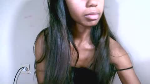 prettiethalia online show from 02.17.26