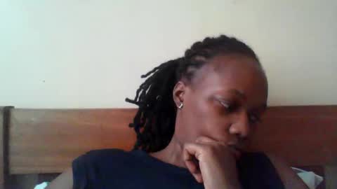 Snapshot of pretty_beib chatting on 05.23.26 Karol online show from 05.23.26
