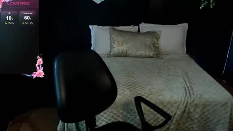 pretty_cristal22 online show from 02.07.26