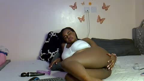 pretty_daina3 online show from 11.05.25