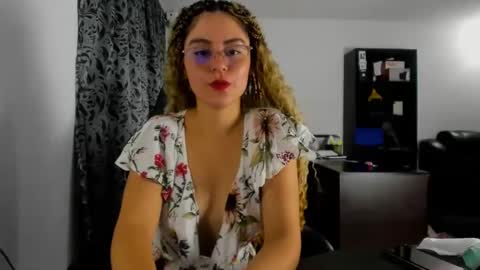 pretty_latina2 online show from 01.26.25