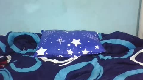 pretty_mellan online show from 11.07.25