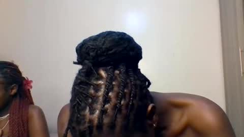 naya online show from 11.18.25