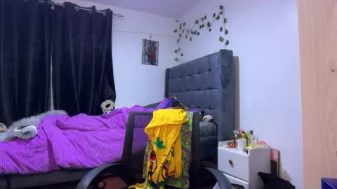 Pretty peaches online show from 03.28.26