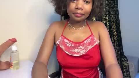 Pretty peaches online show from 04.11.26