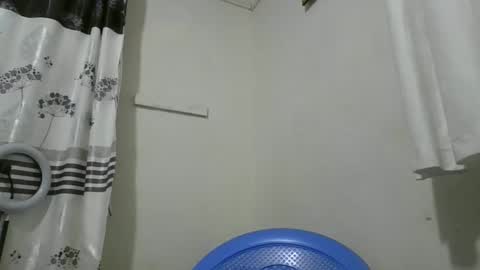 pretty_petite_ebony online show from 11.17.25