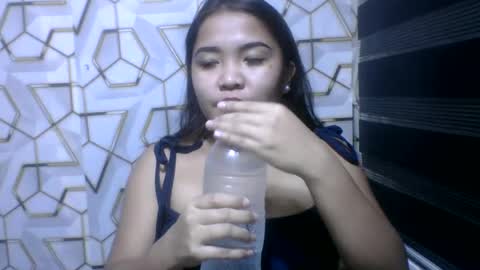 pretty_pharsa online show from 06.17.26
