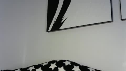 Snapshot of pretty_queennie chatting on 05.04.26 Pretty doll online show from 05.04.26