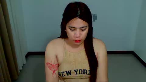 pretty stela online show from 03.04.25