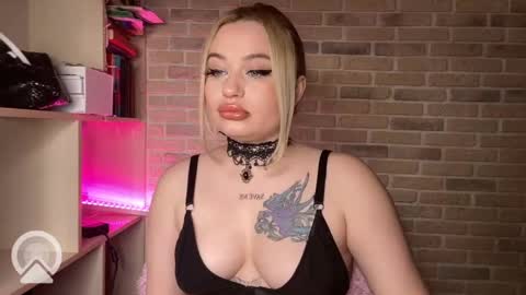 Snapshot of prettyaliceee chatting on 01.24.25 Alice online show from 01.24.25