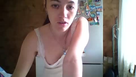 Snapshot of prettybella_7 chatting on 07.17.26 Bella online show from 07.17.26