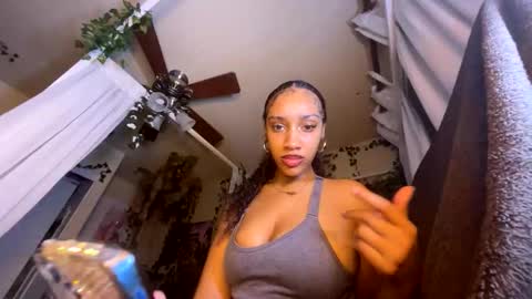 prettyblackgal online show from 12.17.25